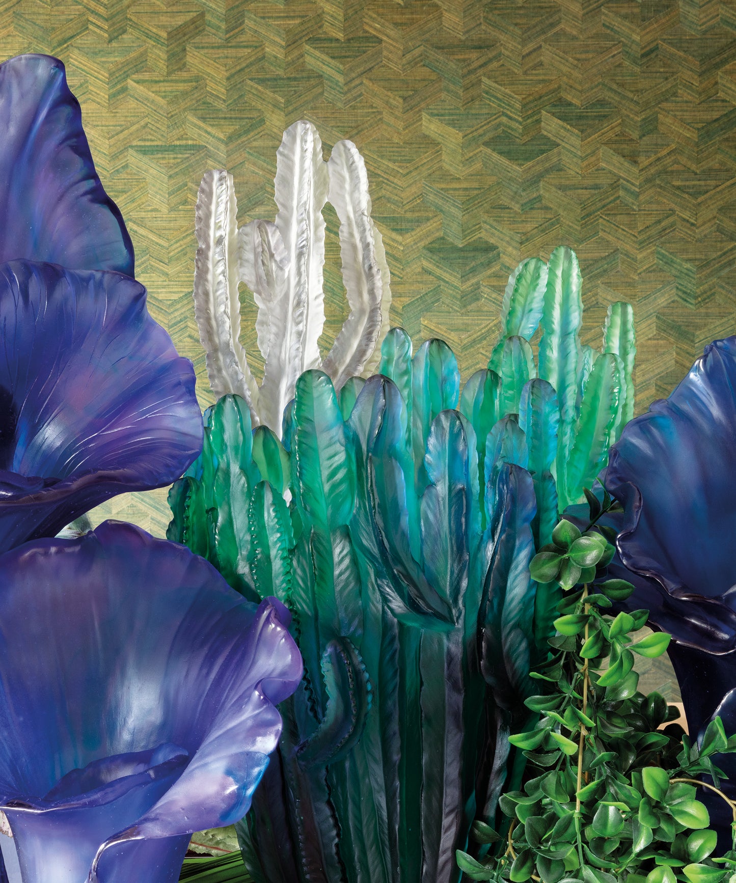 Vase grand modèle Jardin de Cactus vert de la marque Daum, avec design artistique et finition élégante.