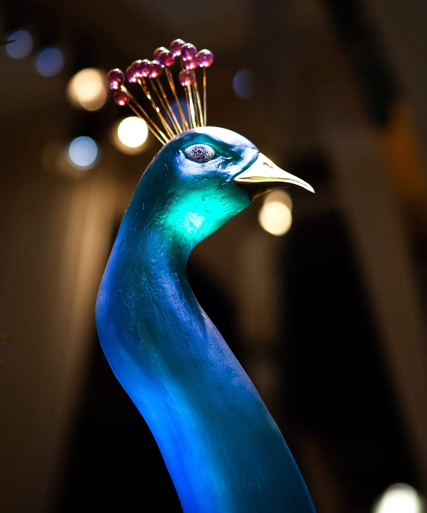 Paon Tropical by Madeleine Van der Knoop 8ex