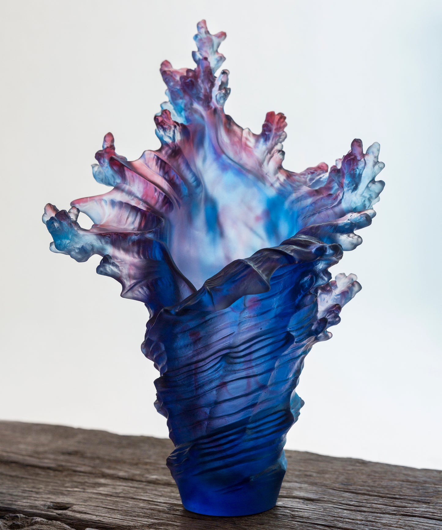 Mer de Corail Large vase Blue and red