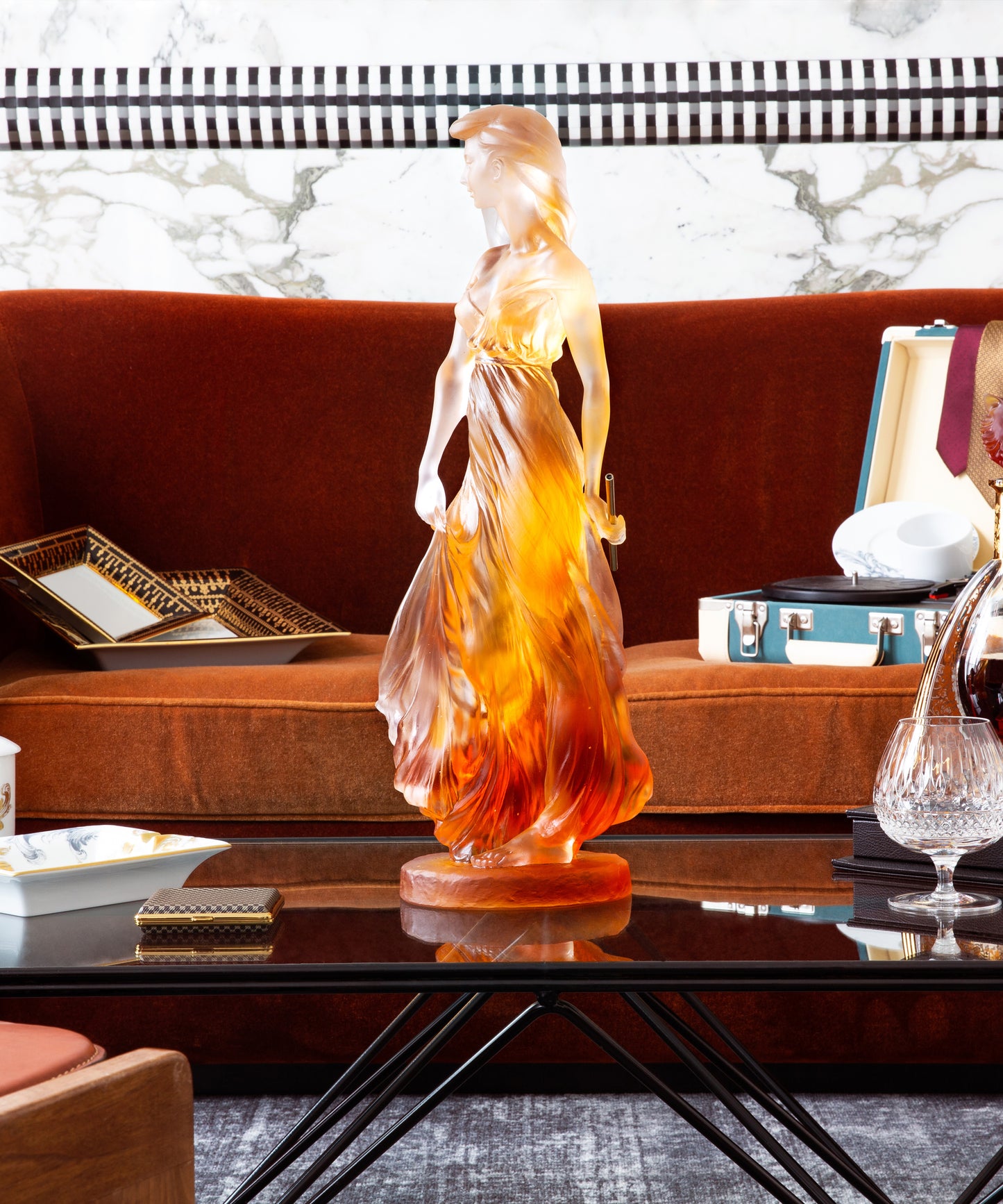 Douce Muse by Luo Li Rong 125ex