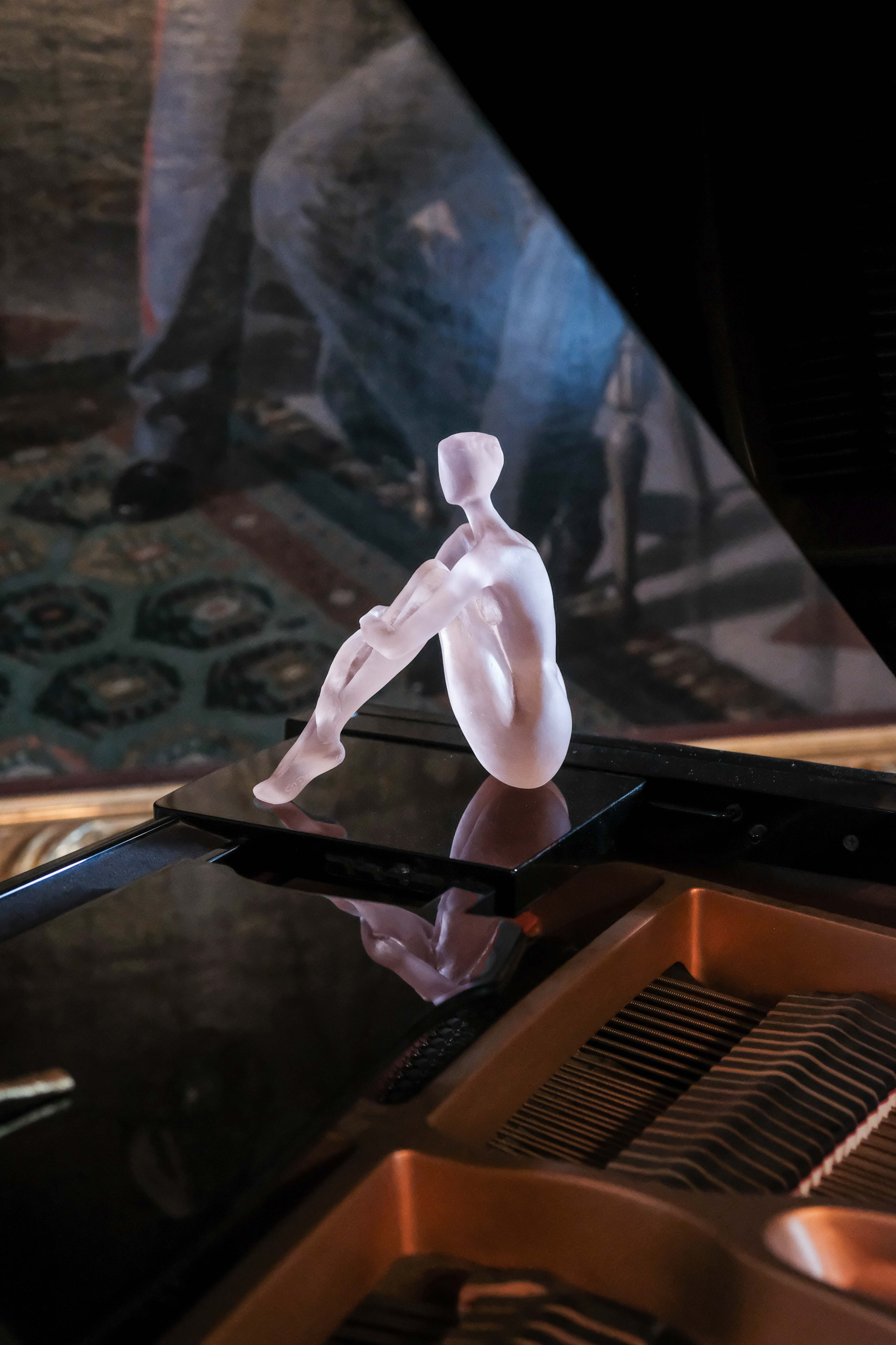 Female Sculptures – Daum