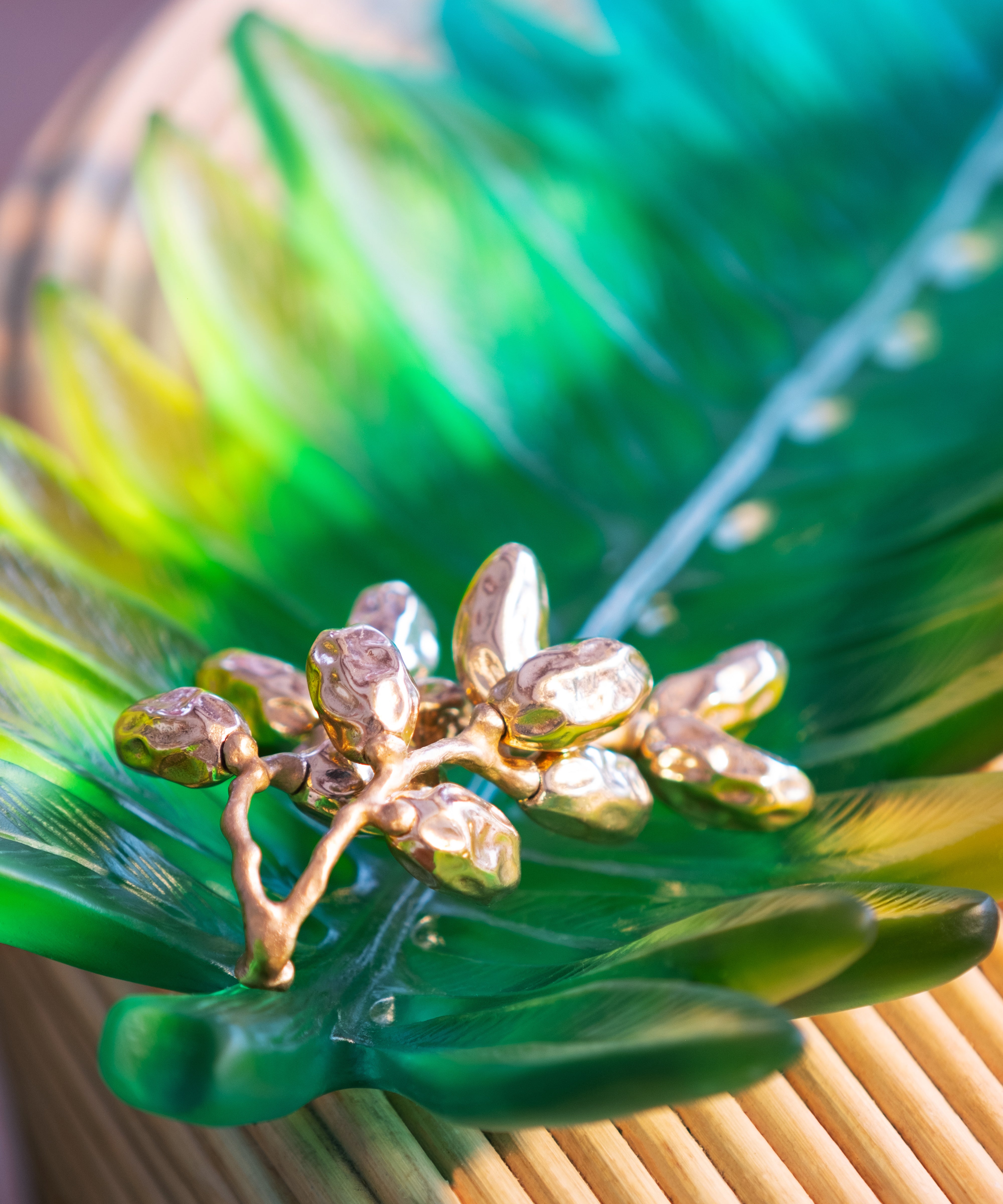 Palm Beach Large leaf bowl by Emilio Robba 225ex – Daum