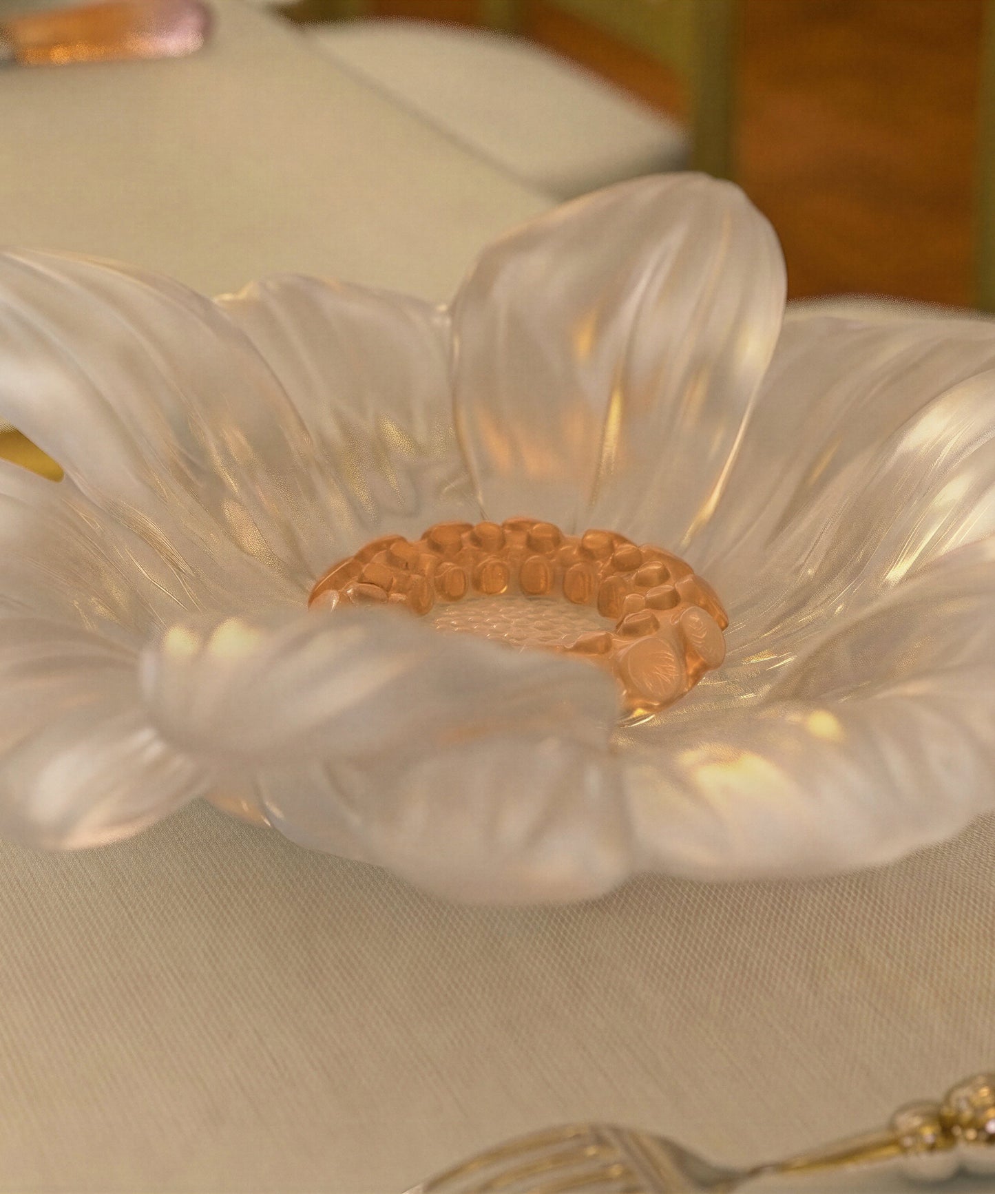 Or d'Abeille Fleur de présentation petit modèle blanche