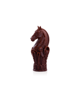 Bougie sculptée en forme de chevalier d’échecs en cuir marron, design élégant de la collection Rêve Equestre de Daum Intérieur