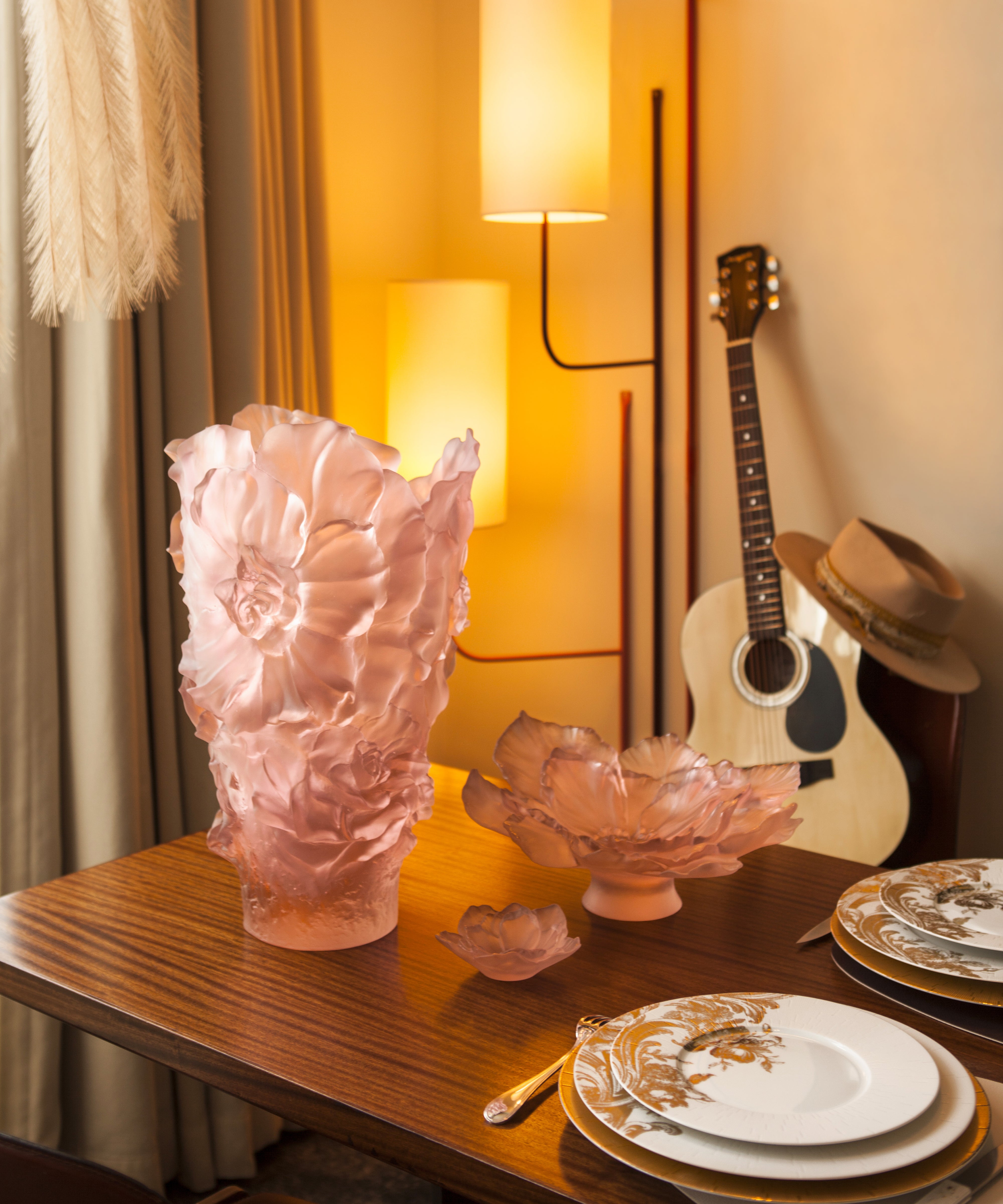 Camelia Coupe grand modèle Rose en cristal | Daum