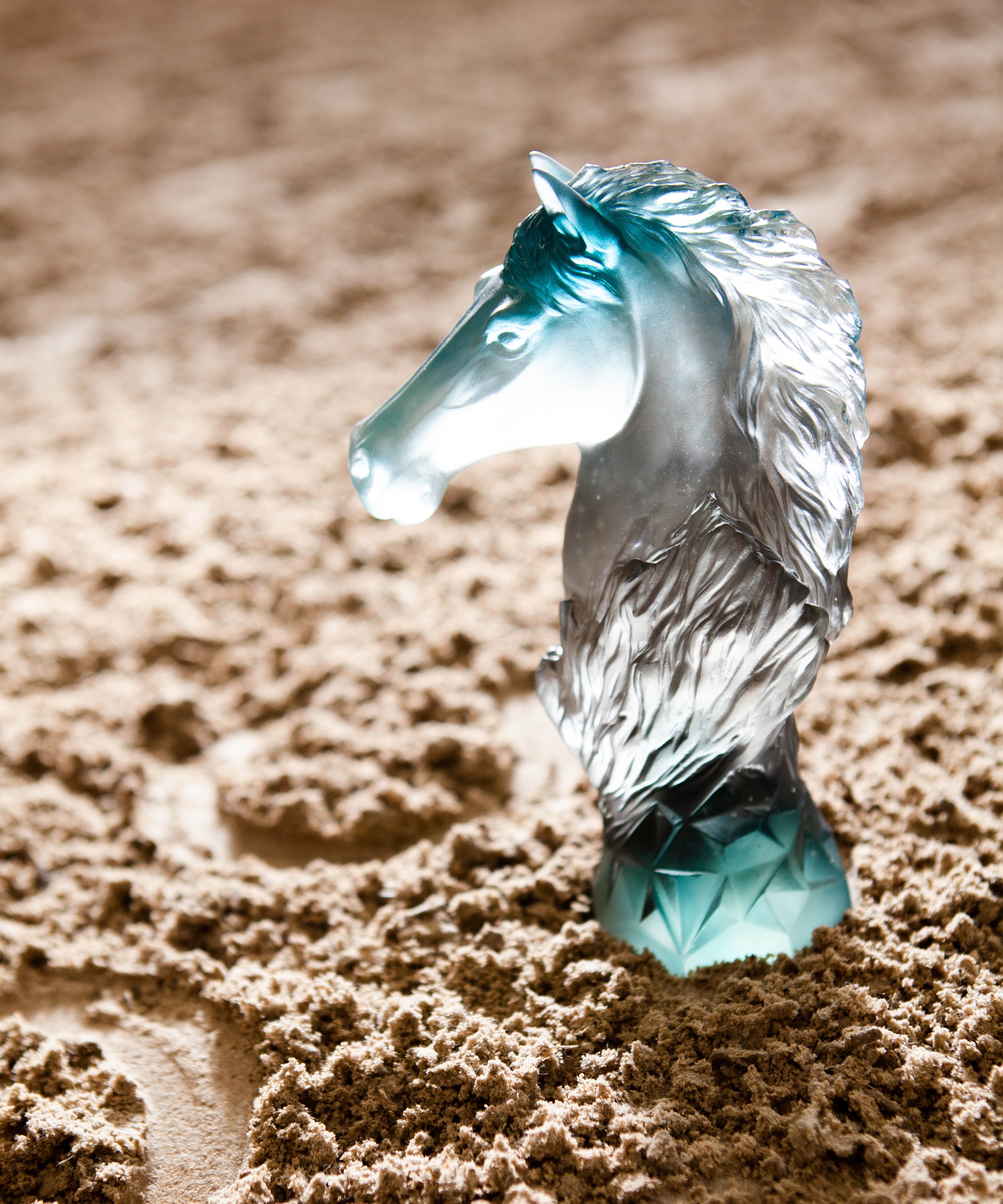 Sculpture tête de cheval 500ex en cristal élégante | Daum