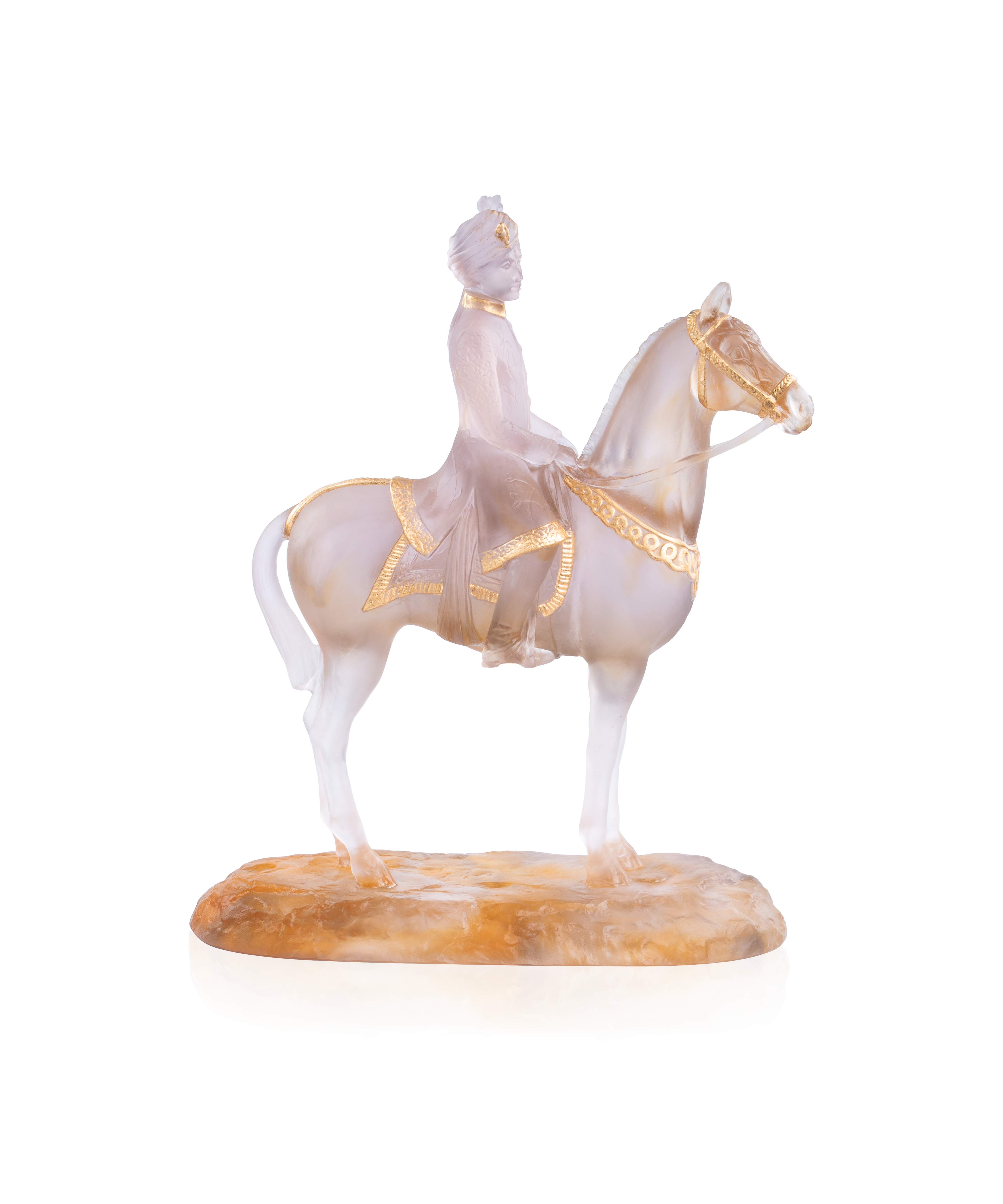 Cavalier Marwari Daum 75ex, figurine en porcelaine fine avec détails colorés, représentant un cheval Marwari traditionnel.