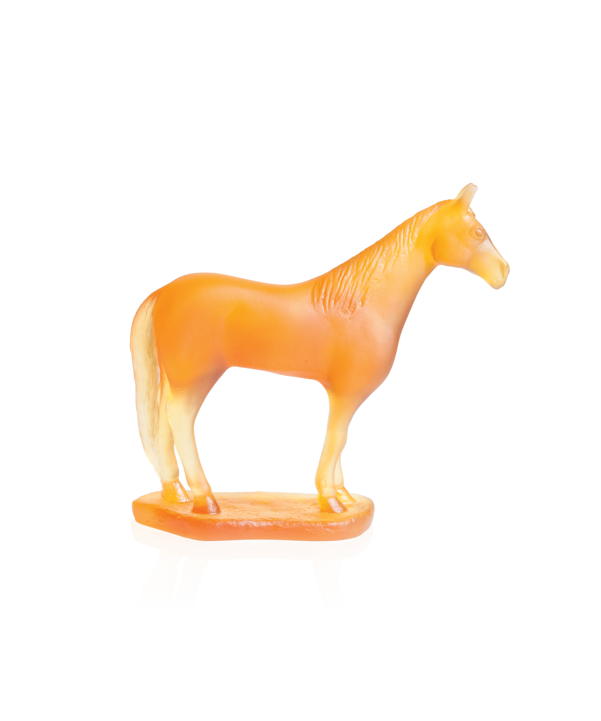 Cheval horoscope en cristal de Daum, sculpture artistique représentant un cheval avec détails élégants et finition de qualité.