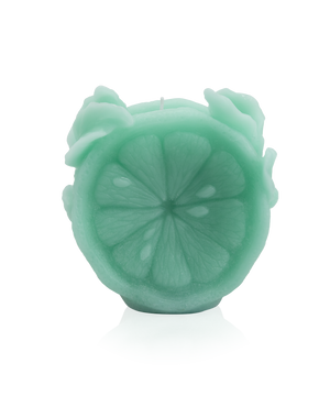 Bougie verte Citrus de la marque Daum avec une cire parfumée, décorée d'un design élégant et sophistiqué.