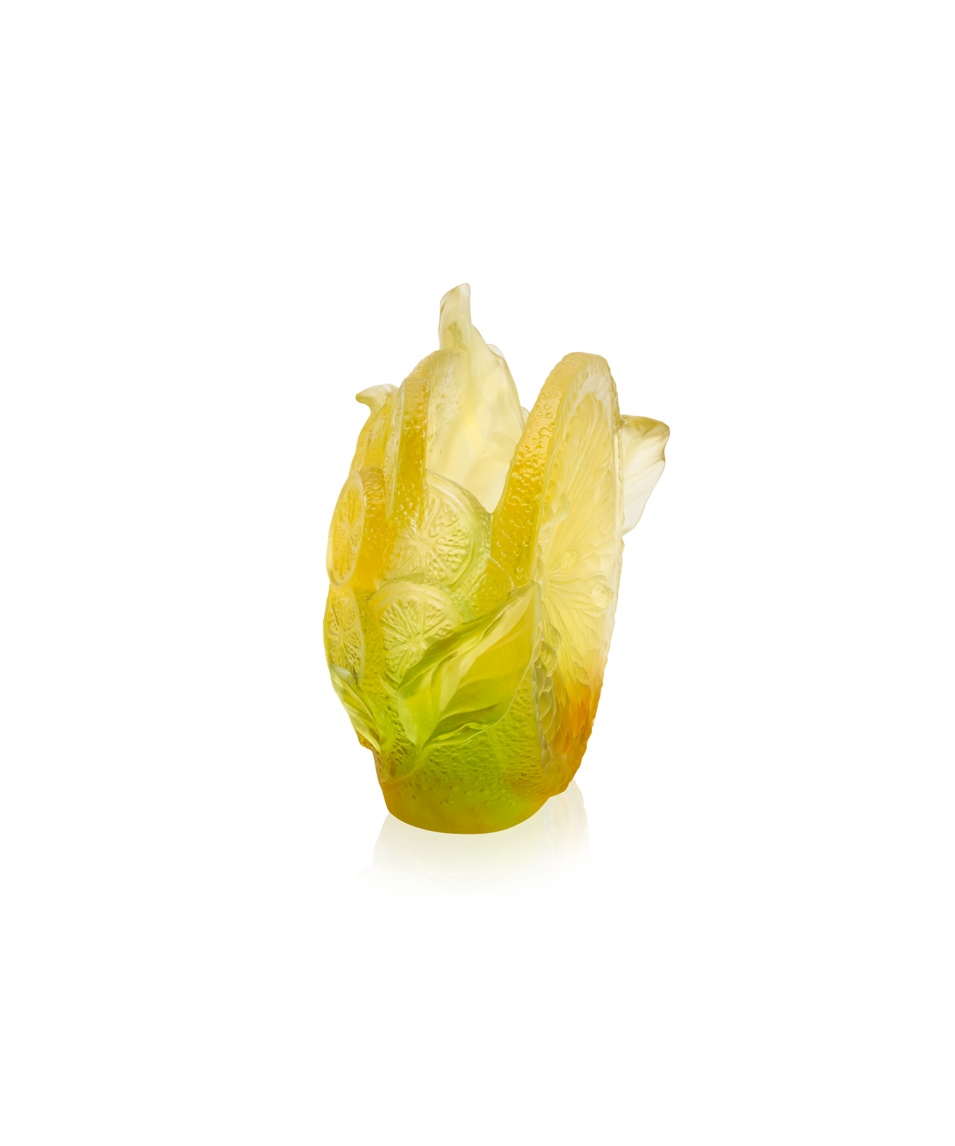 Vase moyen Citrus modèle 225ex de Daum en verre coloré avec motif citrus élégant.