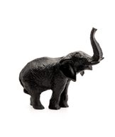 Éléphant moyen en verre noir de Jean-François Leroy, sculpture artistique signée Daum, détails délicats et finition élégante.
