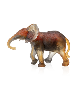 Éléphant Savana en cristal Daum, sculpture artistique de grand modèle par Isabelle Carabantes, détail élégant et finition raffinée.
