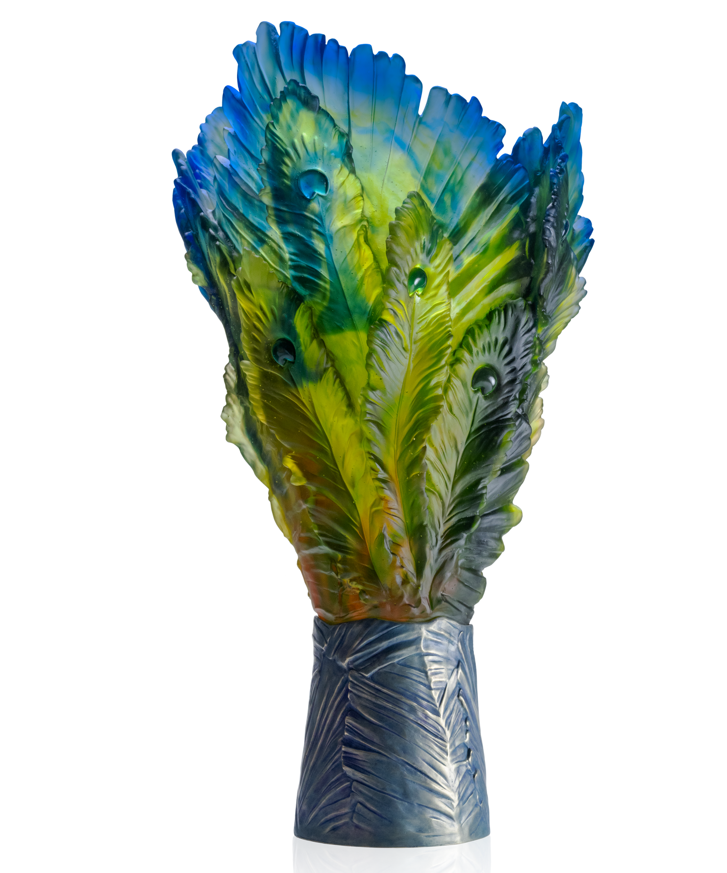 Vase Magnum Fleur de Paon Exotique Daum en verre coloré avec motif de paon, hauteur élégante, design artistique et vibrant.