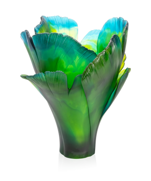 Vase Ginkgo magnum vert Daum avec design en verre soufflé, grande taille et finition élégante.