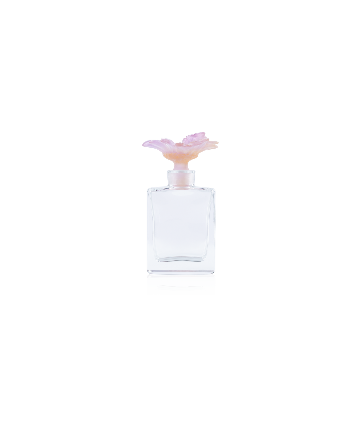 Flacon à parfum Daum Or d'Abeille avec design élégant en cristal, illustrant la finesse du parfum précieux.