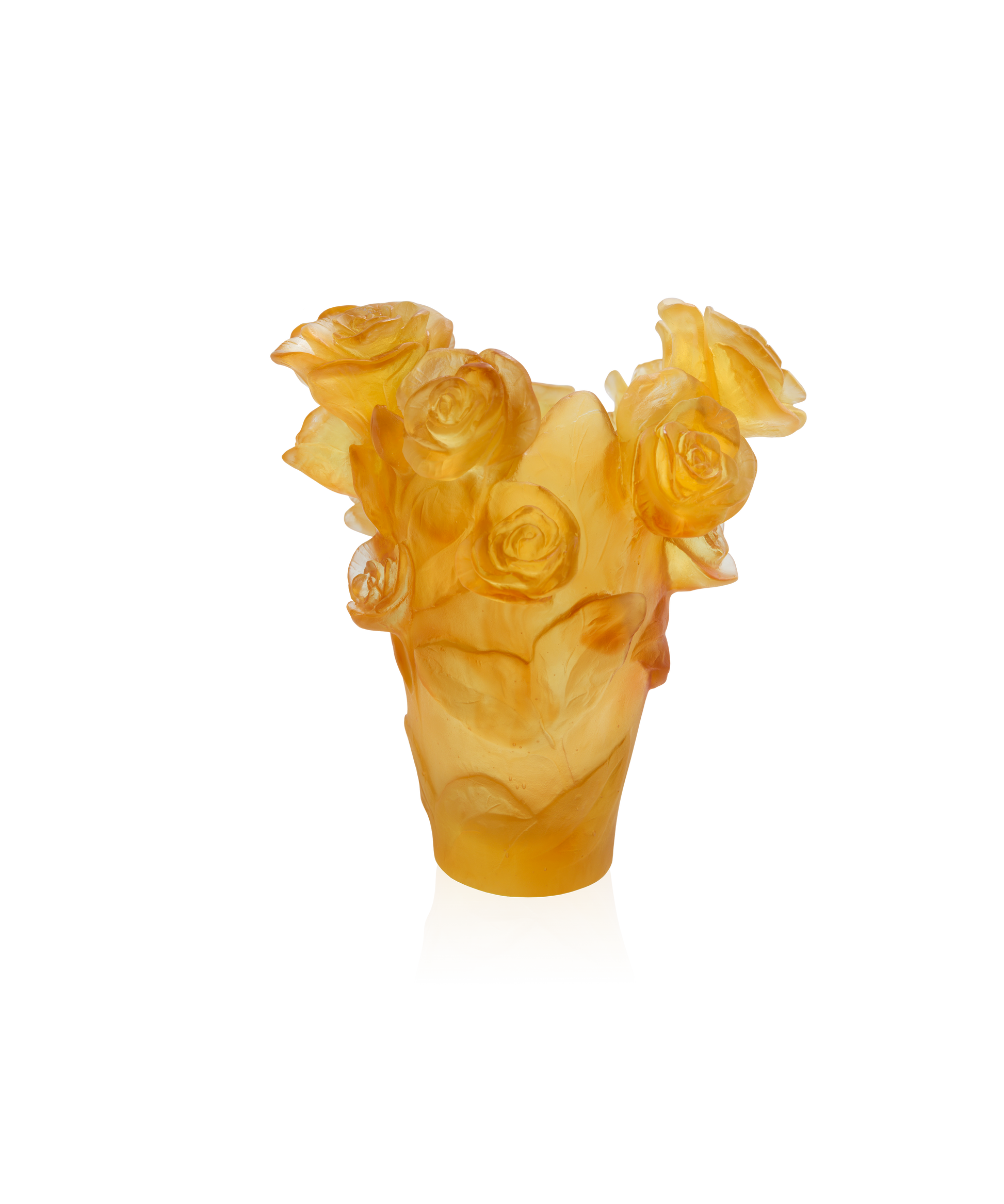 Vase Rose Passion petit modèle Jaune de Daum avec finition en verre coloré et motif floral délicat.