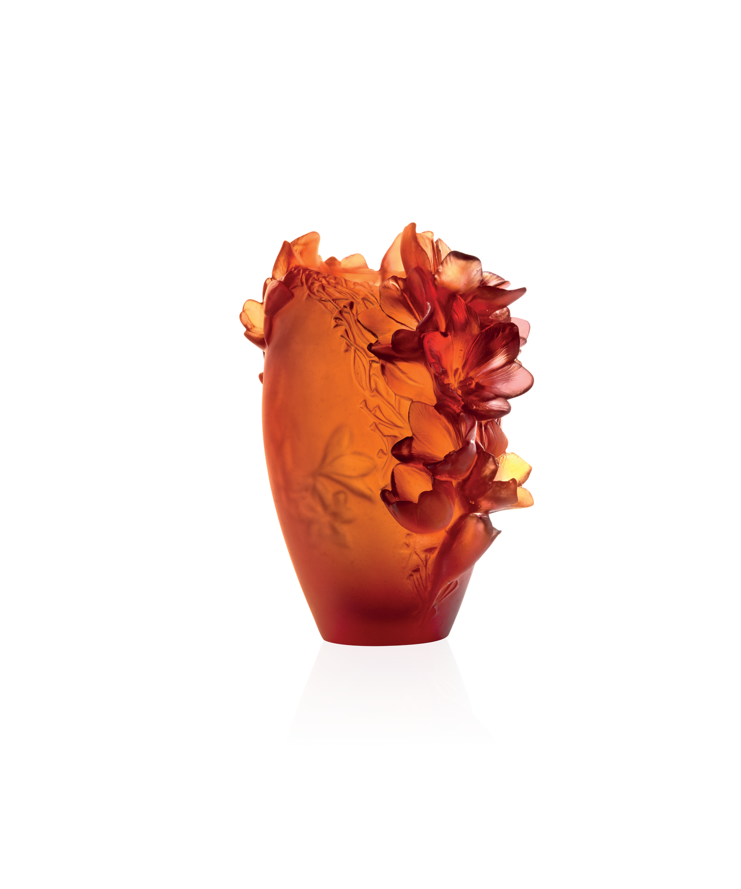 Vase moyen Safran de la marque Daum, en verre coloré avec design élégant et finition raffinée.