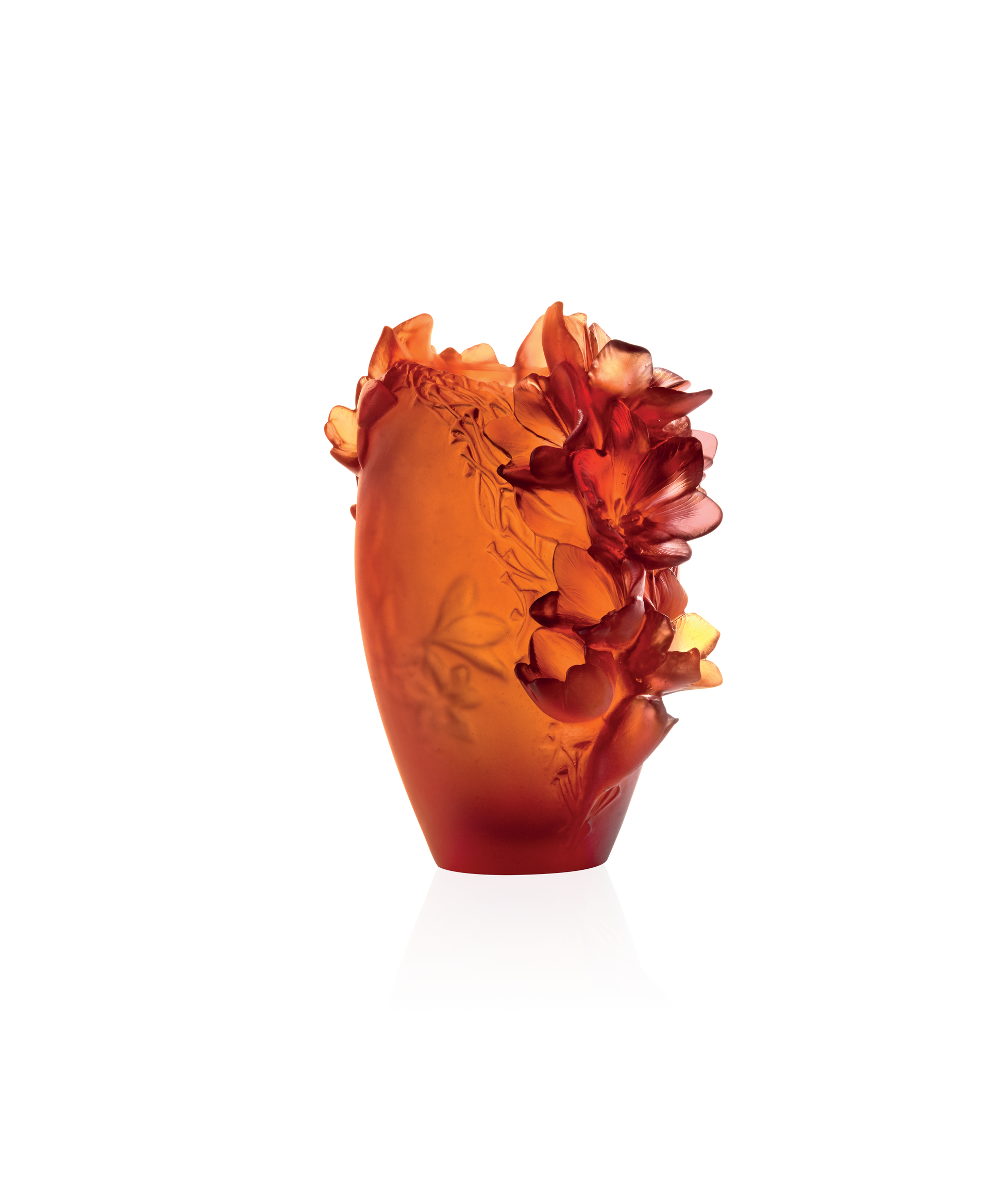 Vase moyen Safran de la marque Daum, en verre coloré avec design élégant et finition raffinée.