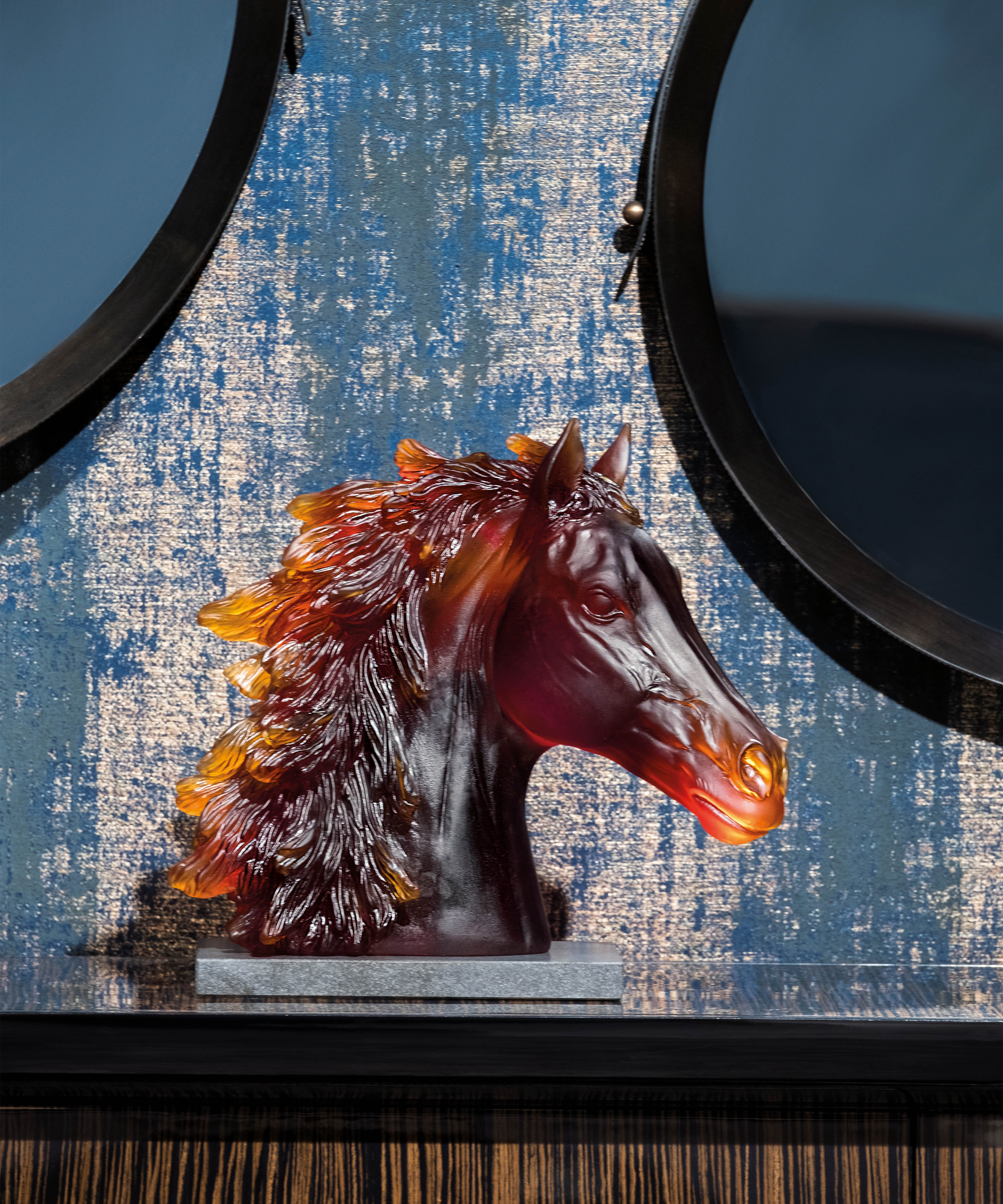Daum クリスタルガラス 馬の頭部彫刻　オブジェ　ケース付き Horse head scullpture 500ex | Daum