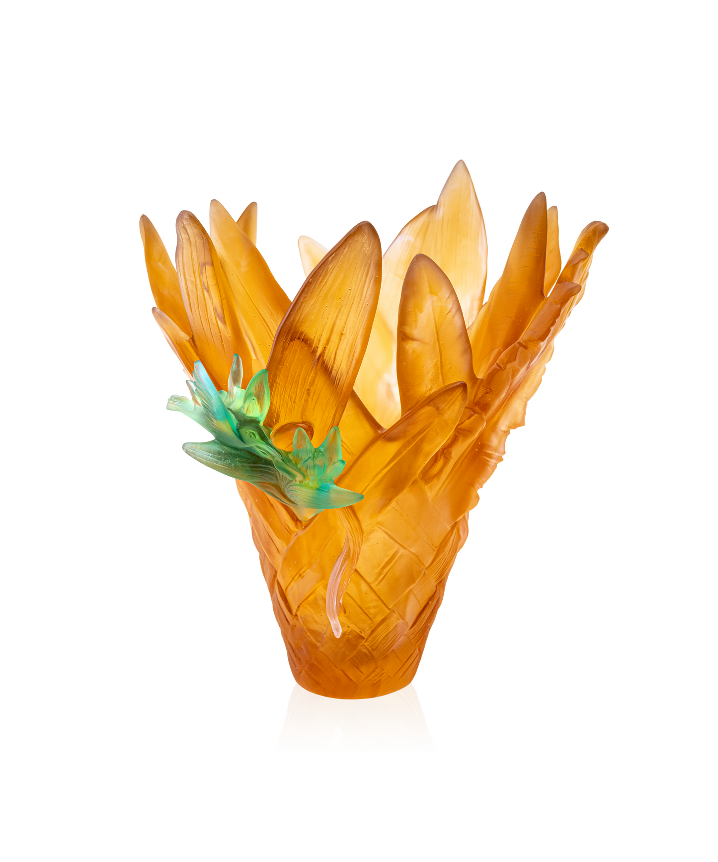 Vase grand modèle Tressage Paradis de Daum avec motif en verre soufflé et tressage artistique, élégant et décoratif.
