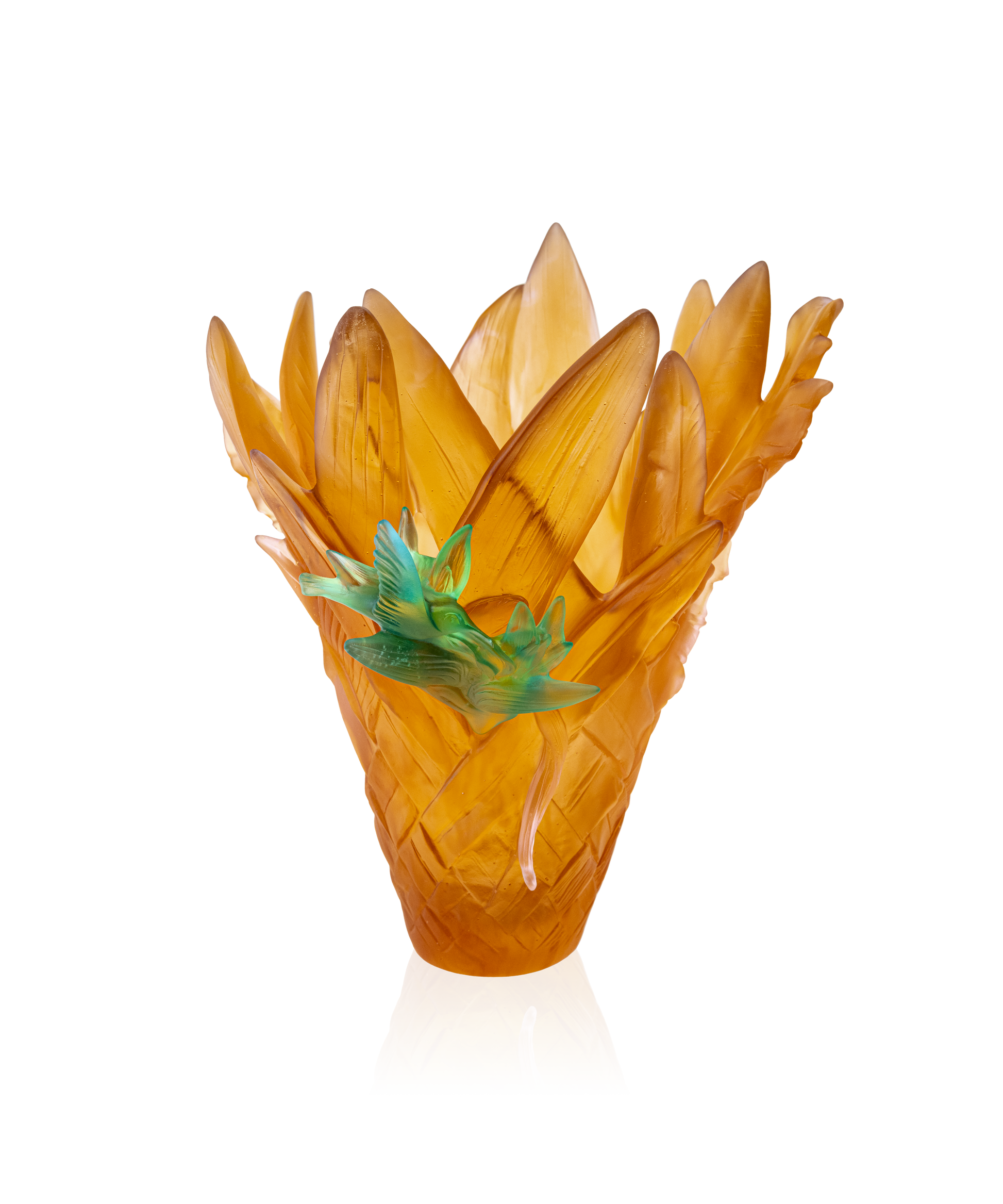 Vase grand modèle Tressage Paradis de Daum avec motif en verre coloré et texture tressée élégante.