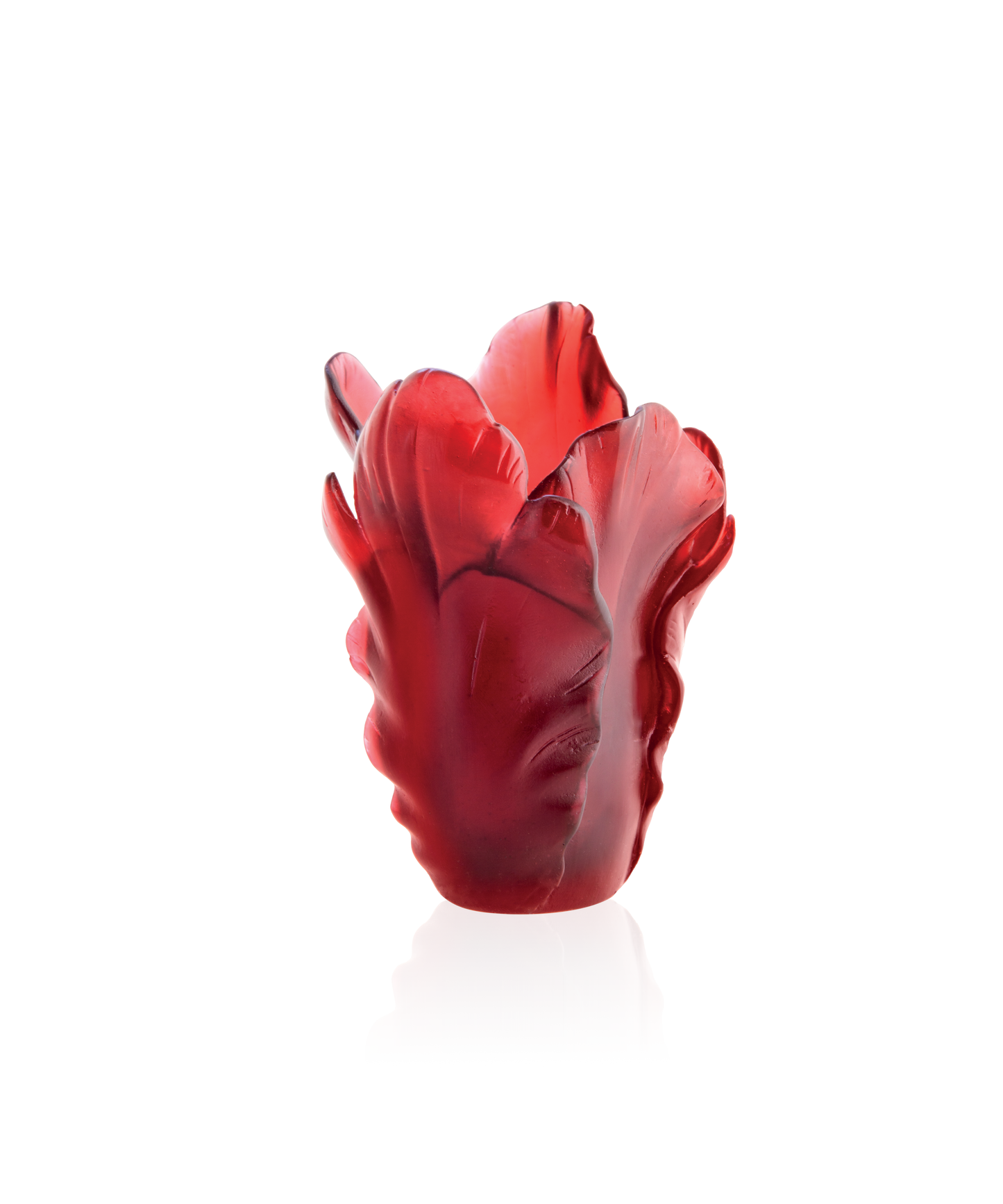 Vase Tulipe rouge en verre de la marque Daum, avec finition élégante et forme florale.